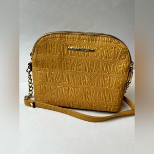 Steve Madden Yellow Shoulder Purse - Gold chain on strap